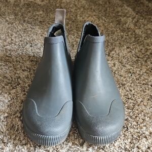 Chooka Charcoal Slip-On Rain Boots